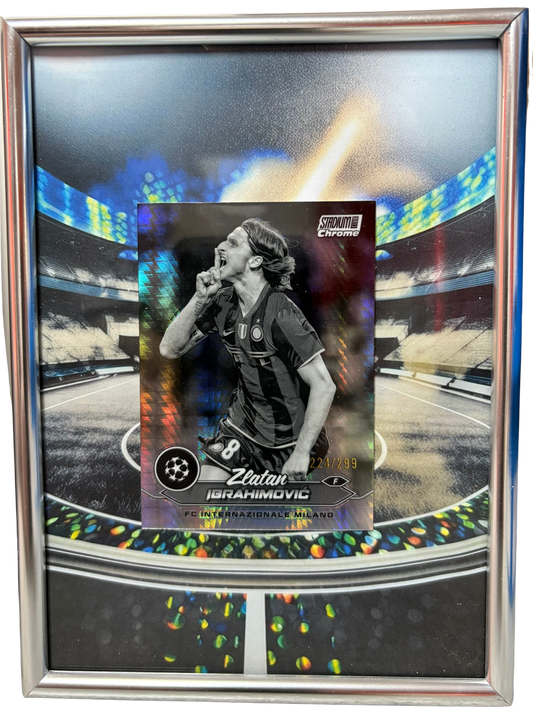 Framed Zlatan Ibrahimović Stadium Club Chrome #224/299 – Limited Edition